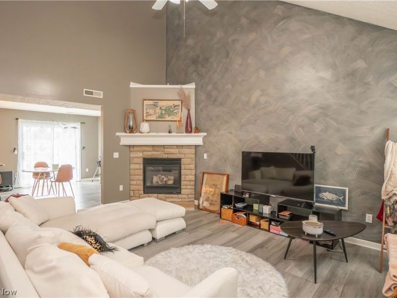 5333 Fawn Circle, Kent, OH 44240 Photo 7