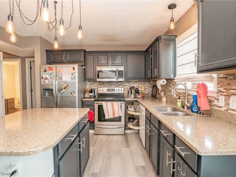 5333 Fawn Circle, Kent, OH 44240 Photo 8