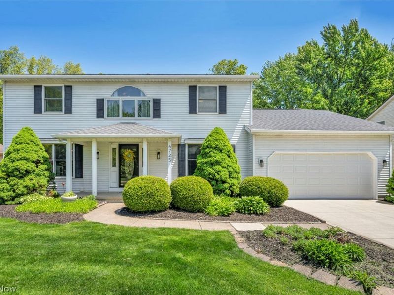 6725 N Palmerston Drive, Mentor, OH 44060 Photo 2