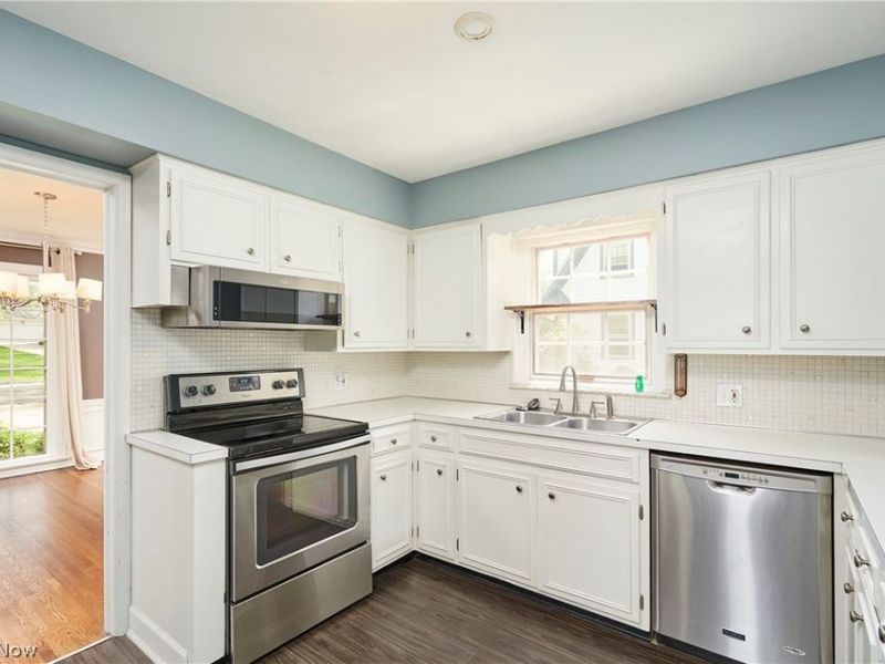 126 Bennington Road, Akron, OH 44313 Photo 14