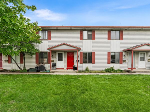 2213 Newark Avenue SE, Grand Rapids, MI 49507