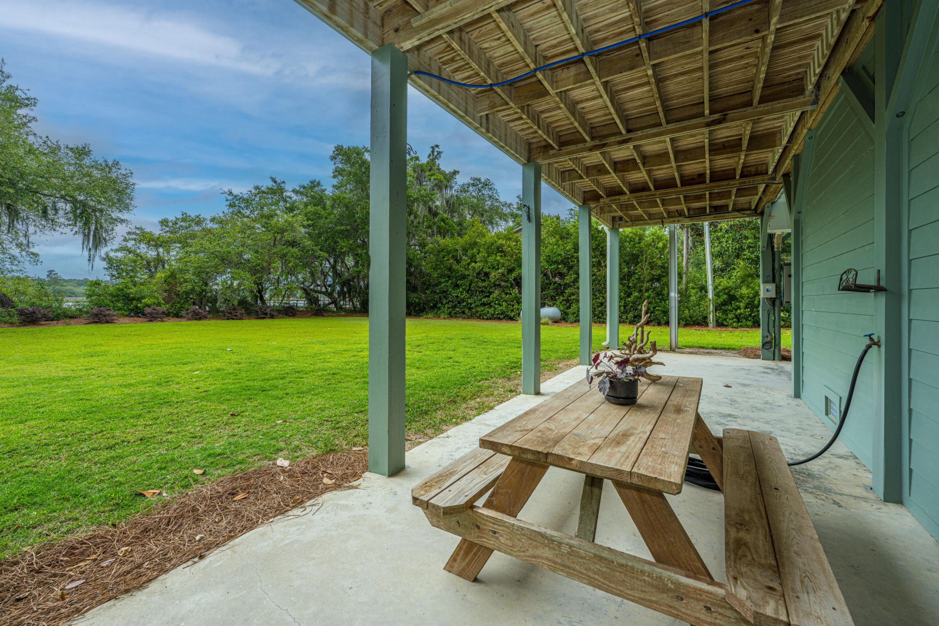 1594 Creekwood Road Photo 58
