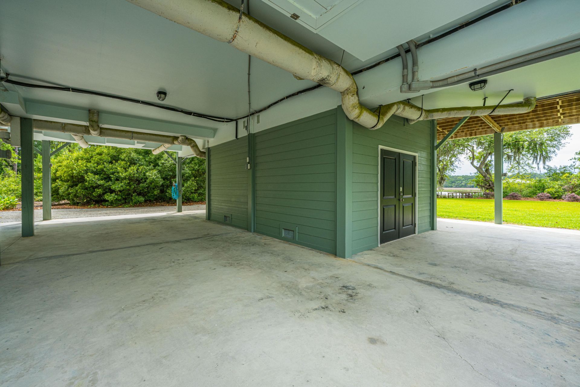 1594 Creekwood Road Photo 60