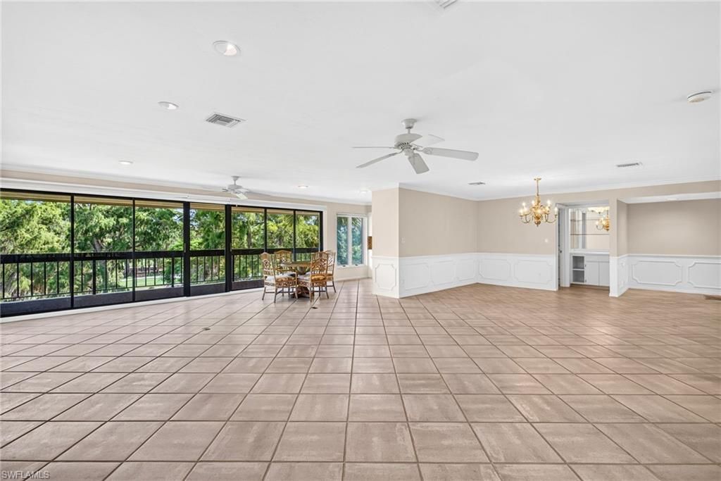 200 Wyndemere Way , Unit B402, Naples, FL 34105 Photo