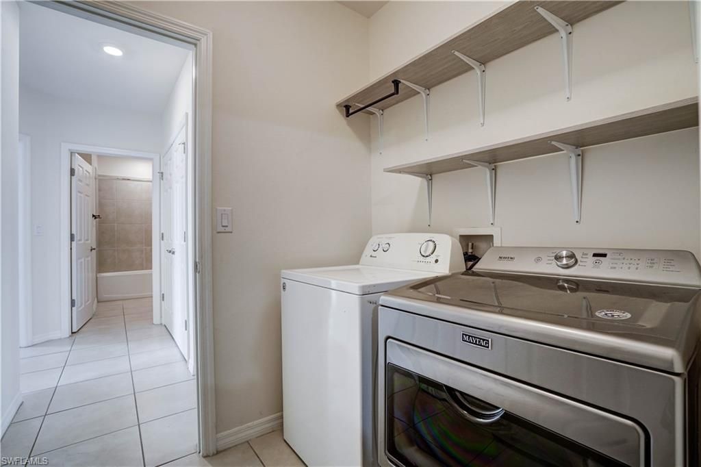 2220 NE 5th Ave , Cape Coral, FL 33909 Photo