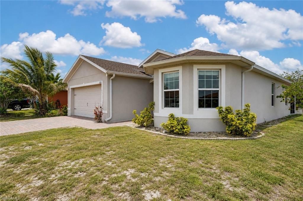 2220 NE 5th Ave , Cape Coral, FL 33909 Photo