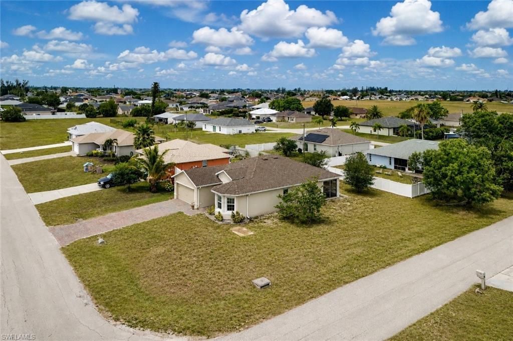 2220 NE 5th Ave , Cape Coral, FL 33909 Photo