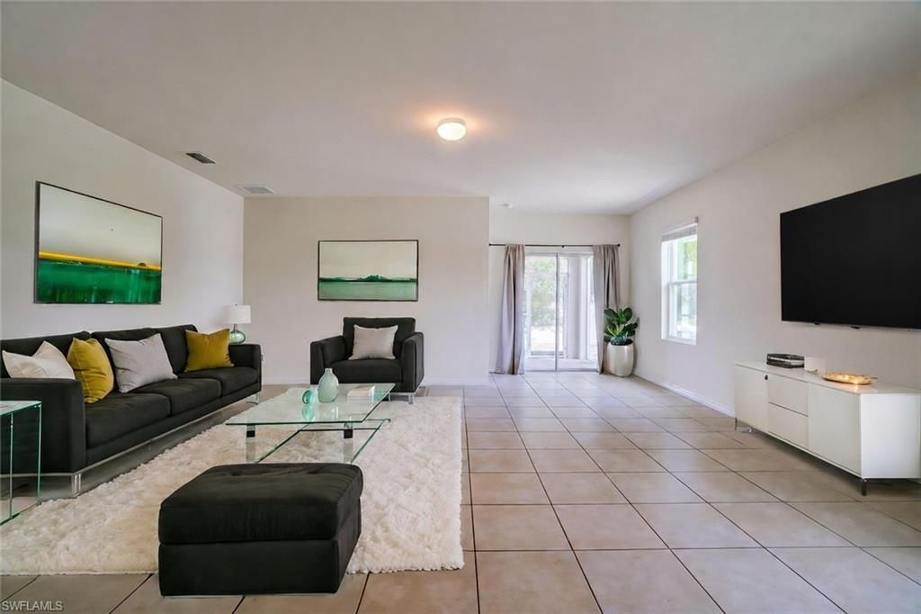2220 NE 5th Ave , Cape Coral, FL 33909 Photo