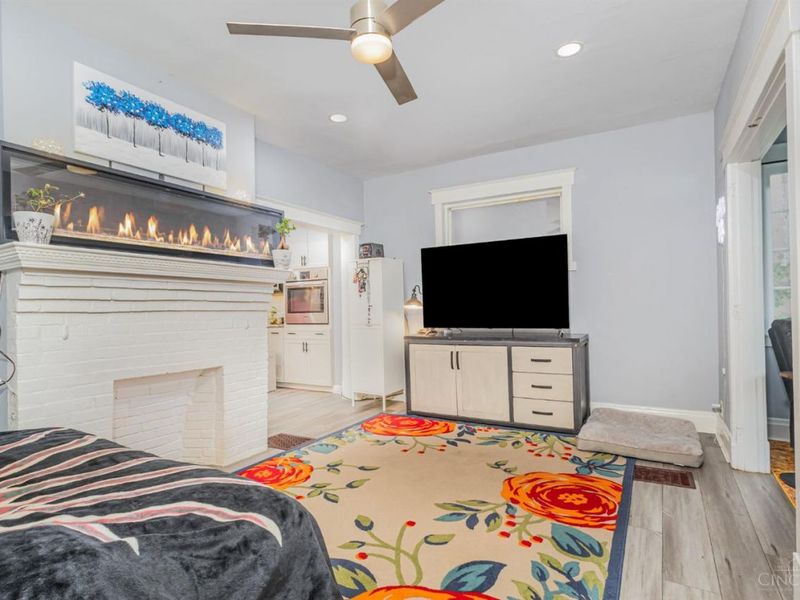 2473 Wahl Terrace, Cincinnati, OH 45211 Photo 11