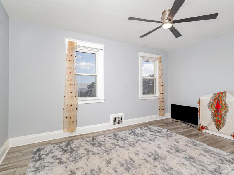 2473 Wahl Terrace, Cincinnati, OH 45211 Photo 17