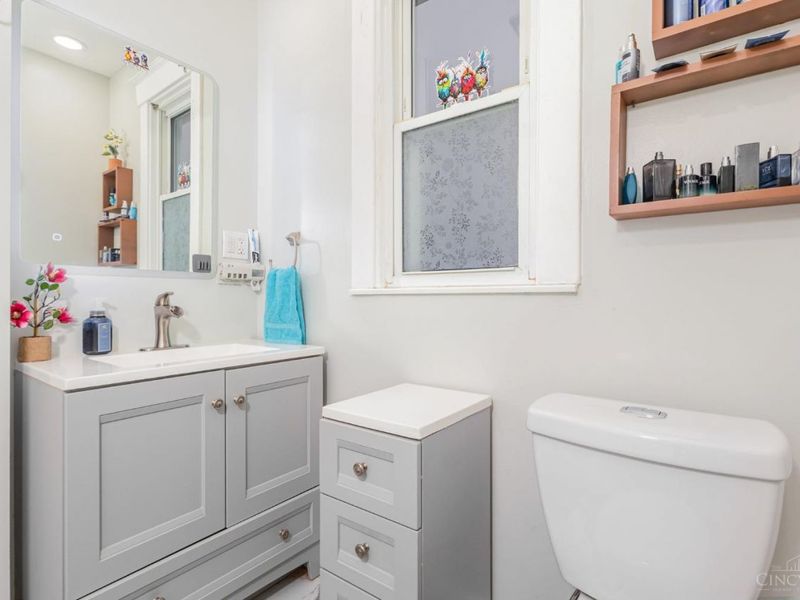 2473 Wahl Terrace, Cincinnati, OH 45211 Photo 19