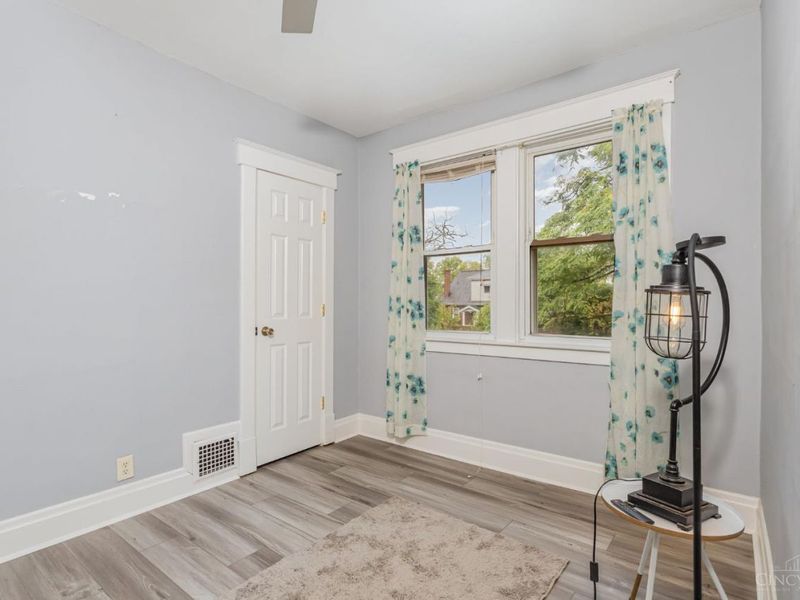 2473 Wahl Terrace, Cincinnati, OH 45211 Photo 23