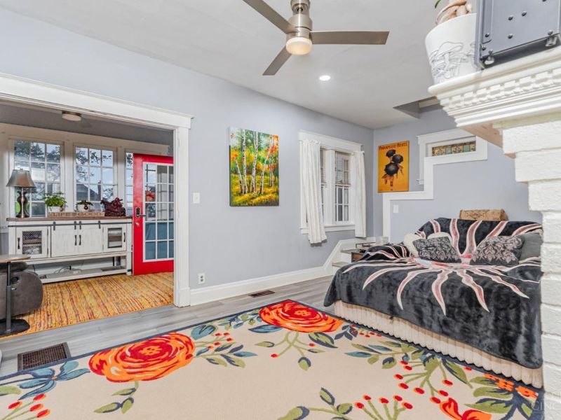 2473 Wahl Terrace, Cincinnati, OH 45211 Photo 8