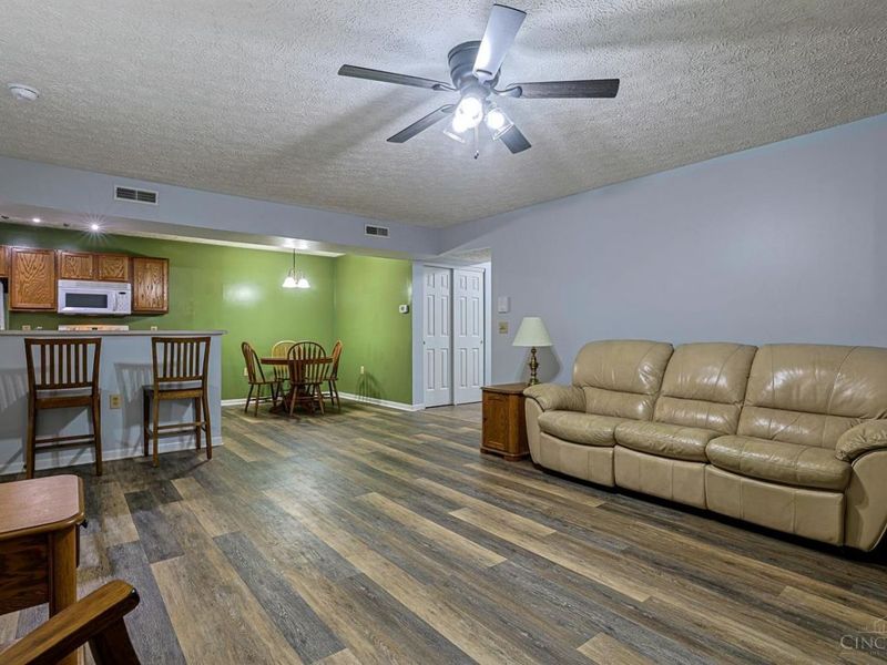 3181 Preserve Lane, Unit 1C, Colerain Township, OH 45239 Photo 7