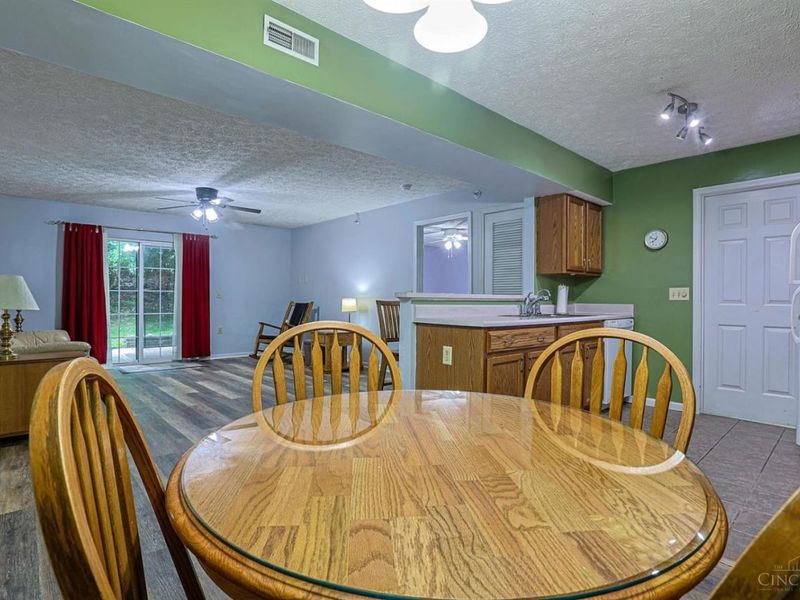 3181 Preserve Lane, Unit 1C, Colerain Township, OH 45239 Photo 9
