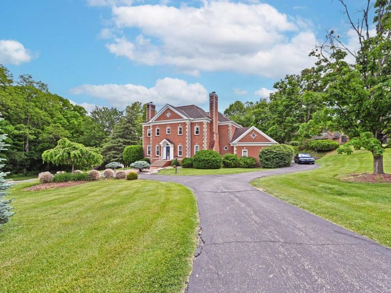 12046 Timberlake Drive, Cincinnati, OH 45249 Photo 5
