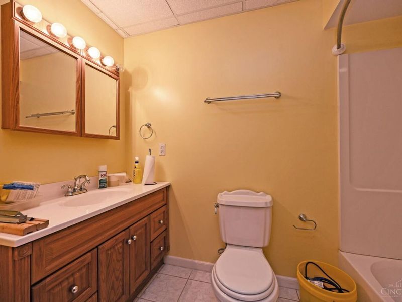 12046 Timberlake Drive, Cincinnati, OH 45249 Photo 57