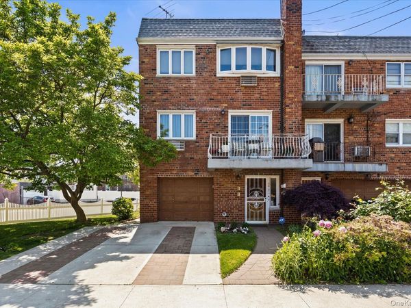 6432 77th Place, Middle Village, NY 11379