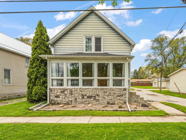 815 Ohio Street , La Porte, IN 46350