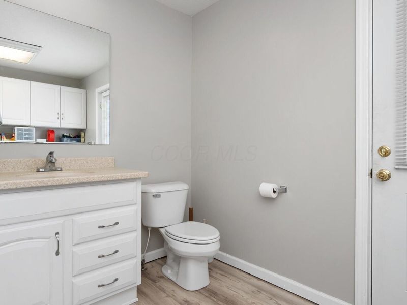 6805 Old Stagecoach Road , Frazeysburg, OH 43822 Photo 26