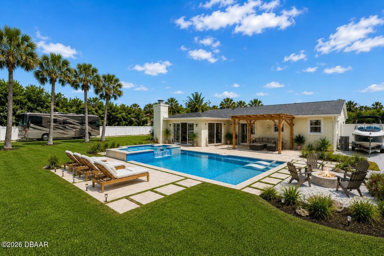 947 N Halifax Drive, Ormond Beach, FL 32176 Photo