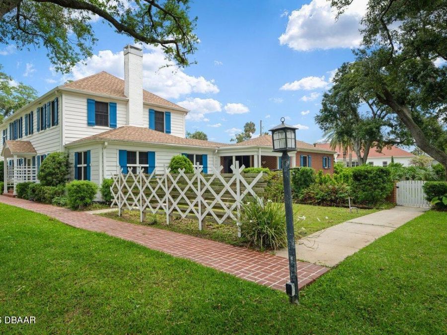 Property Image 100