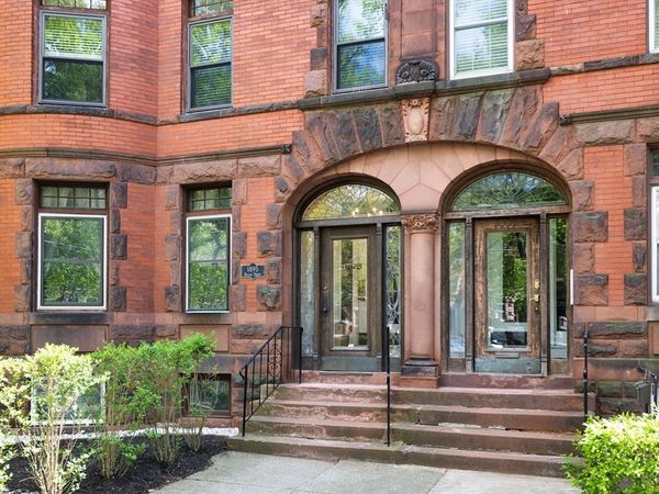 1895A Beacon, Unit 1895A, Brookline, MA 02445