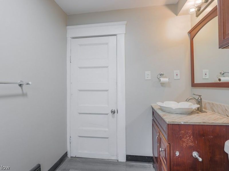 1337 E 84th Street, Cleveland, OH 44103 Photo 31