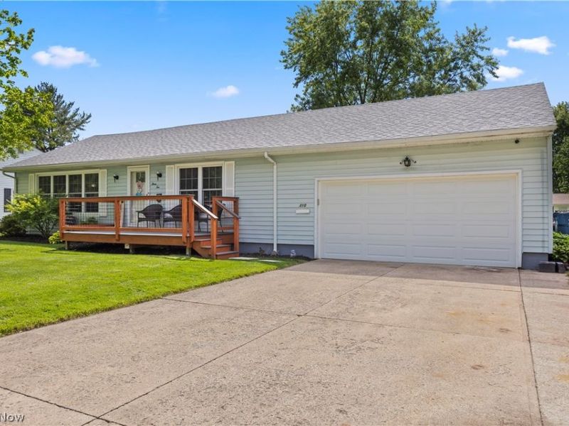 310 N Woodhill Drive, Amherst, OH 44001 Photo 1