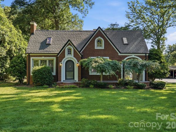 1624 S New Hope Road , Gastonia, NC 28054
