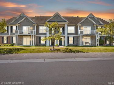 1128 Alameda Boulevard, Troy, MI 48085