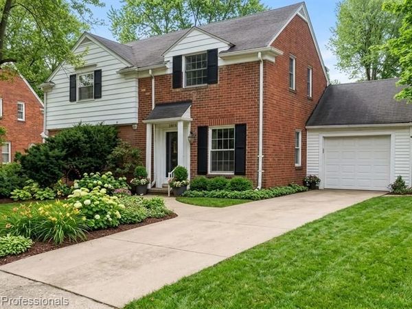 3813 Brewster Street, Dearborn, MI 48120