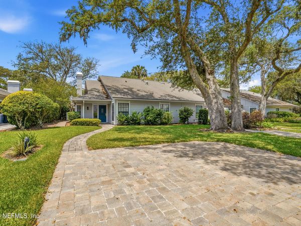 15 SEA WINDS Lane E, Ponte Vedra Beach, FL 32082