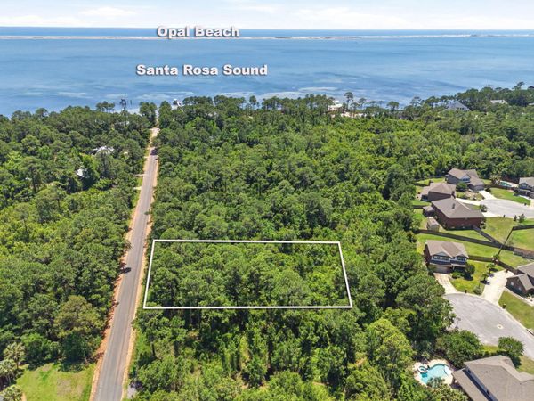 1615 Fuller Drive, Gulf Breeze, FL 00000