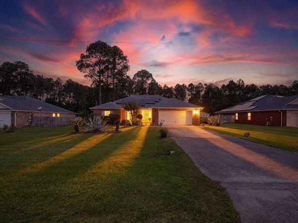 7654 Manatee Street, Navarre, FL 32566
