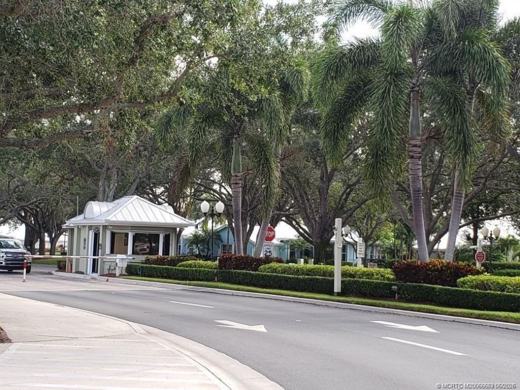 1652 SW Waterfall Boulevard, Palm City, FL 34990 Photo