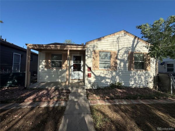 1349 Kenton Street , Aurora, CO 80010
