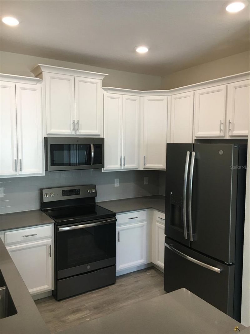 1050 Quaker Ridge Lane , Davenport, FL 33896 Photo