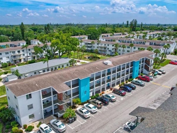 2217 SUNSET DRIVE , Unit E27, BRADENTON, FL 34207
