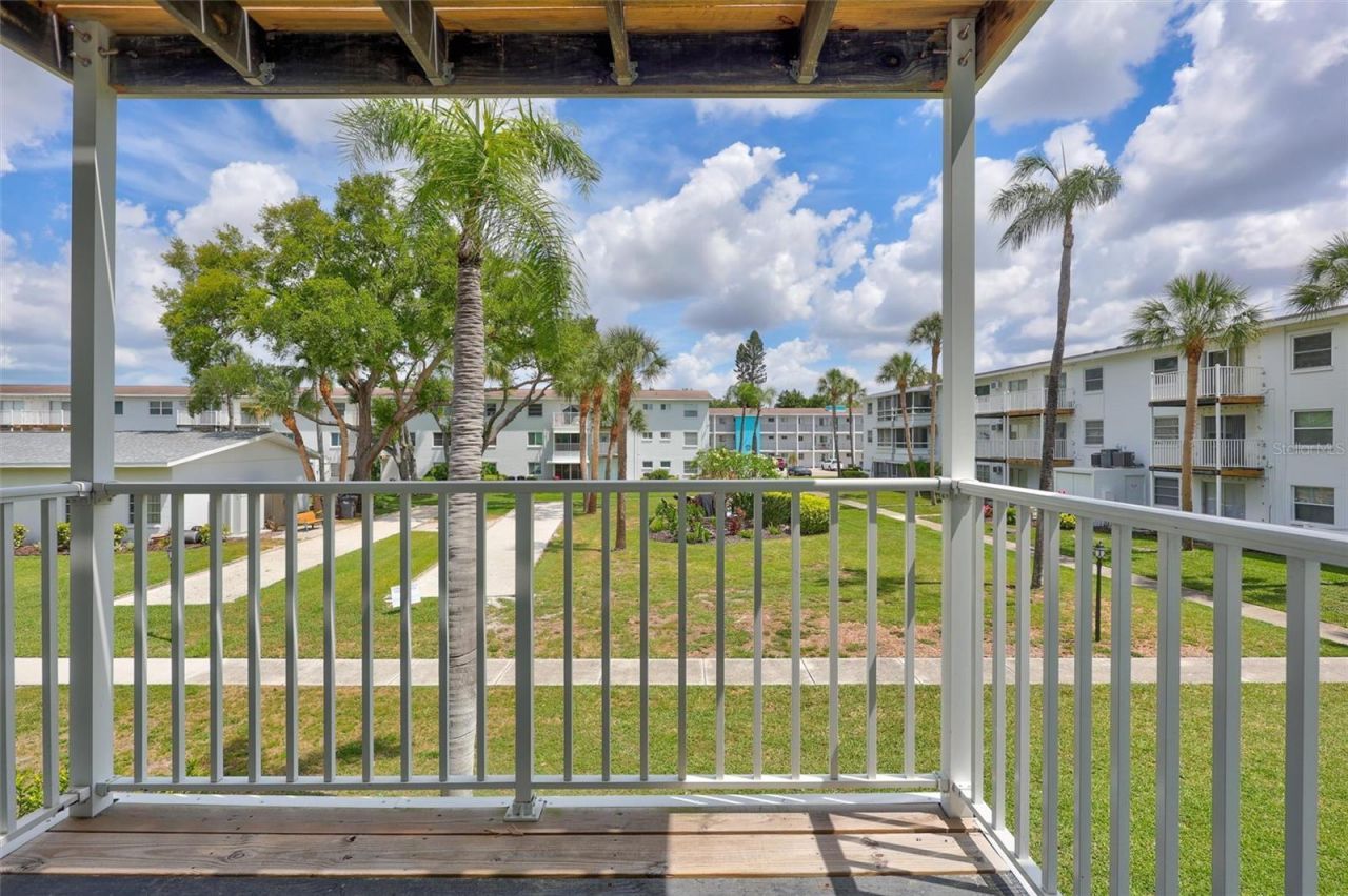 2217 Sunset Drive , Unit E27, Bradenton, FL 34207 Photo