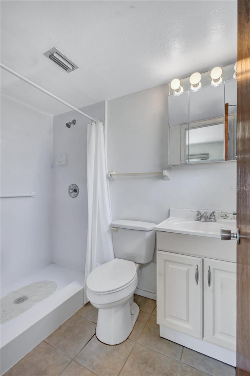 2217 Sunset Drive , Unit E27, Bradenton, FL 34207 Photo