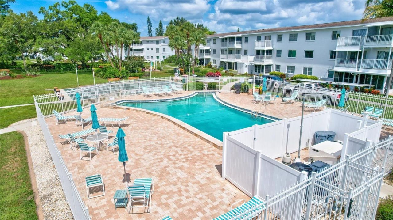 2217 Sunset Drive , Unit E27, Bradenton, FL 34207 Photo