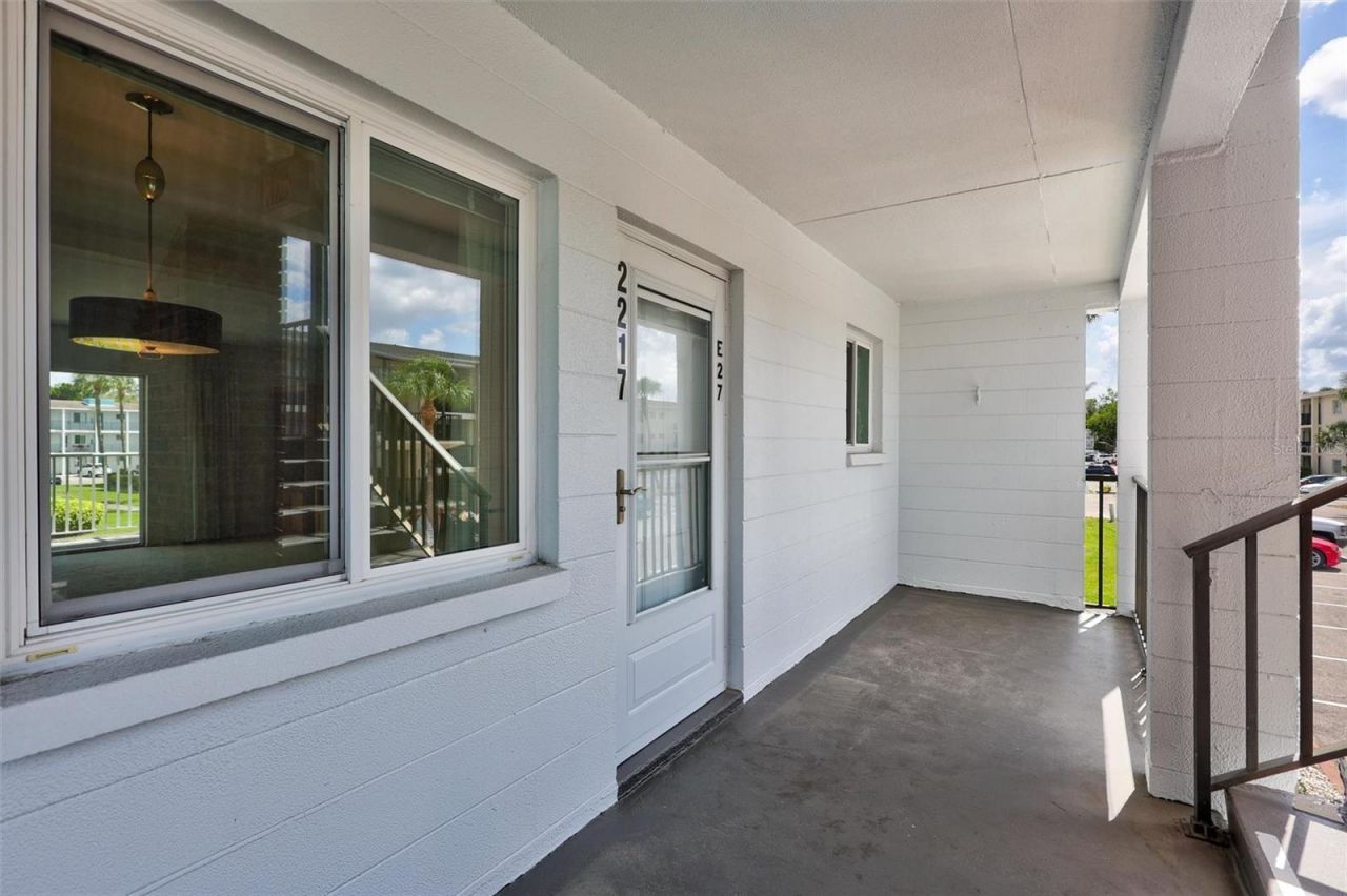 2217 Sunset Drive , Unit E27, Bradenton, FL 34207 Photo