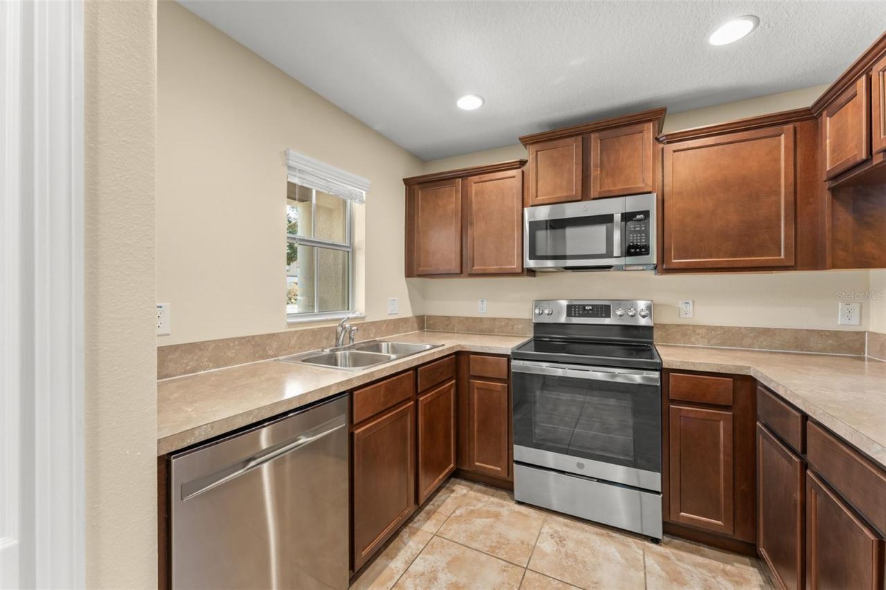 348 Carina Circle, Sanford, FL 32773 Photo