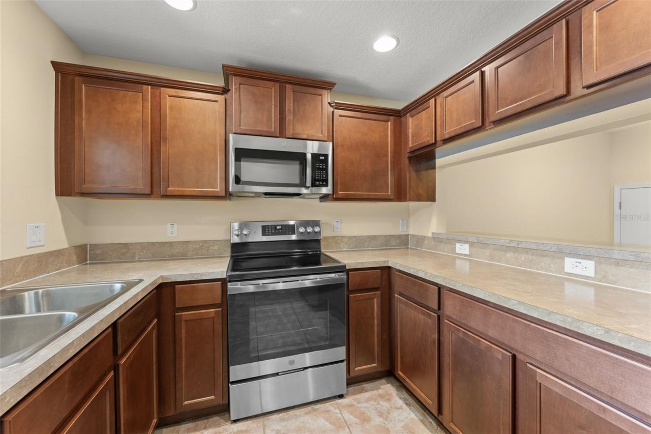 348 Carina Circle, Sanford, FL 32773 Photo