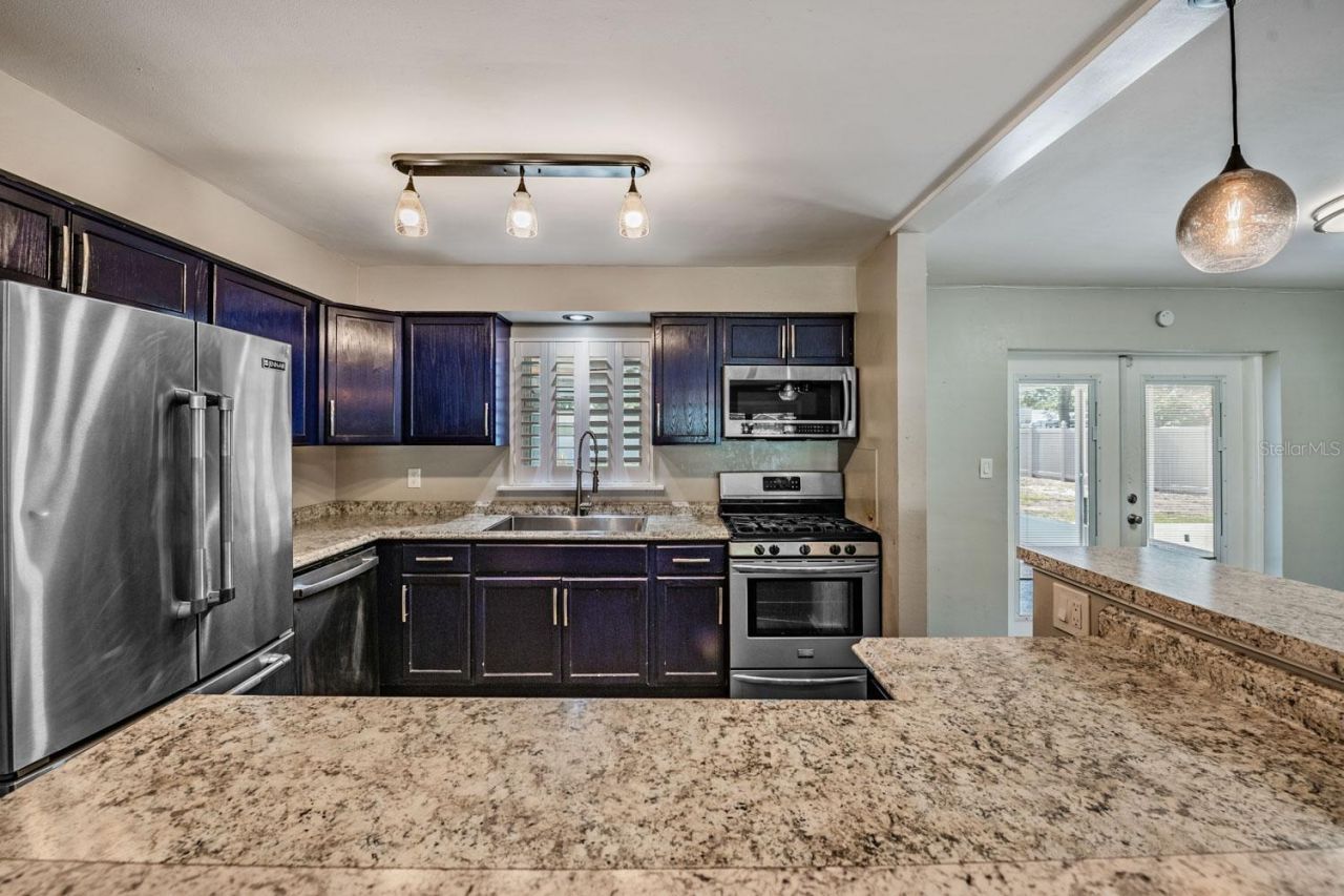 6735 23rd Street N, Saint Petersburg, FL 33702 Photo