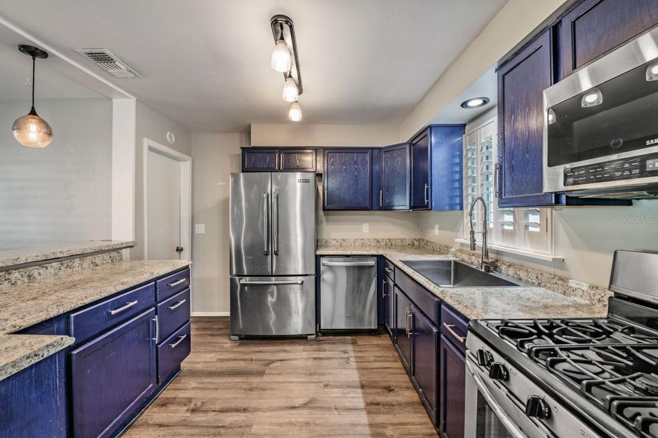 6735 23rd Street N, Saint Petersburg, FL 33702 Photo