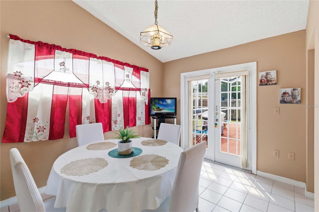 868 Nelson Drive, Kissimmee, FL 34758 Photo