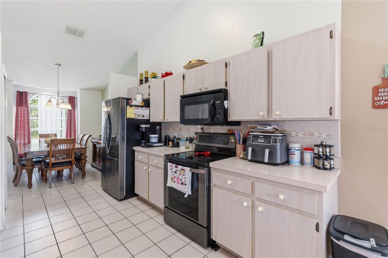 868 Nelson Drive, Kissimmee, FL 34758 Photo