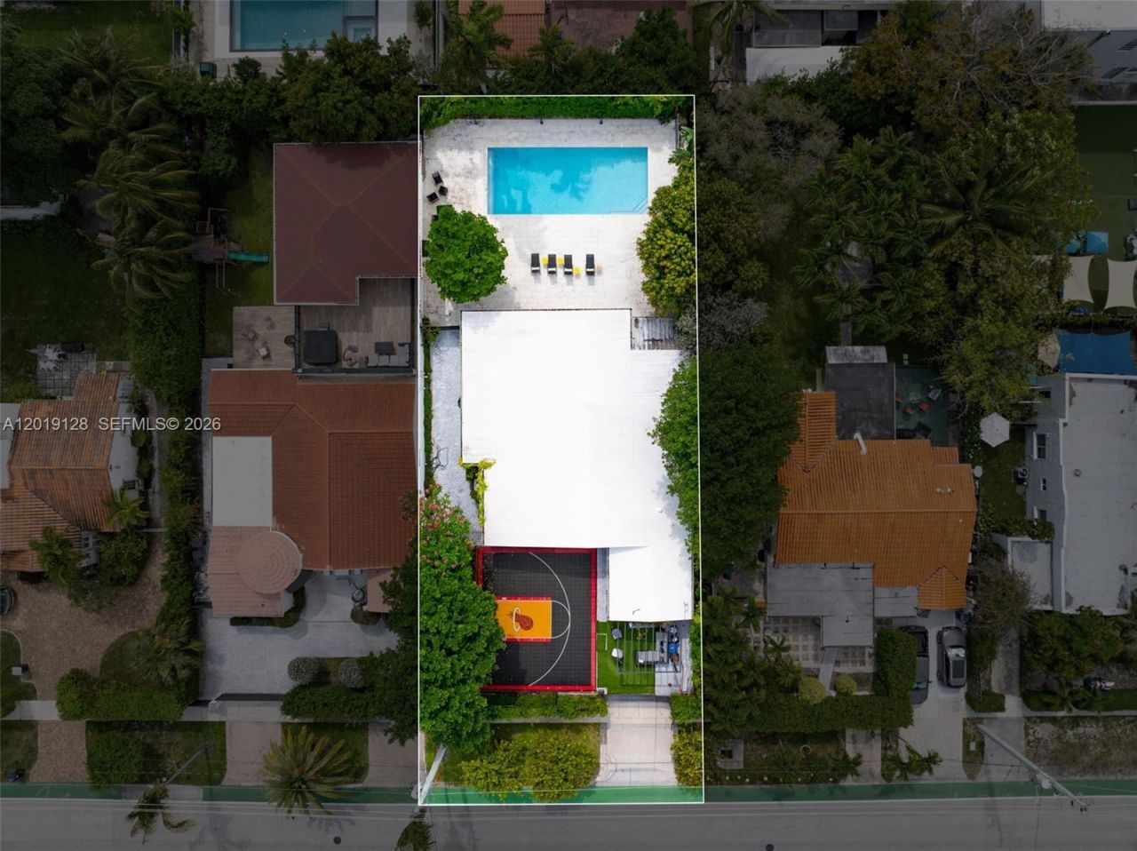 3758 Prairie Ave , Miami Beach, FL 33140 Photo